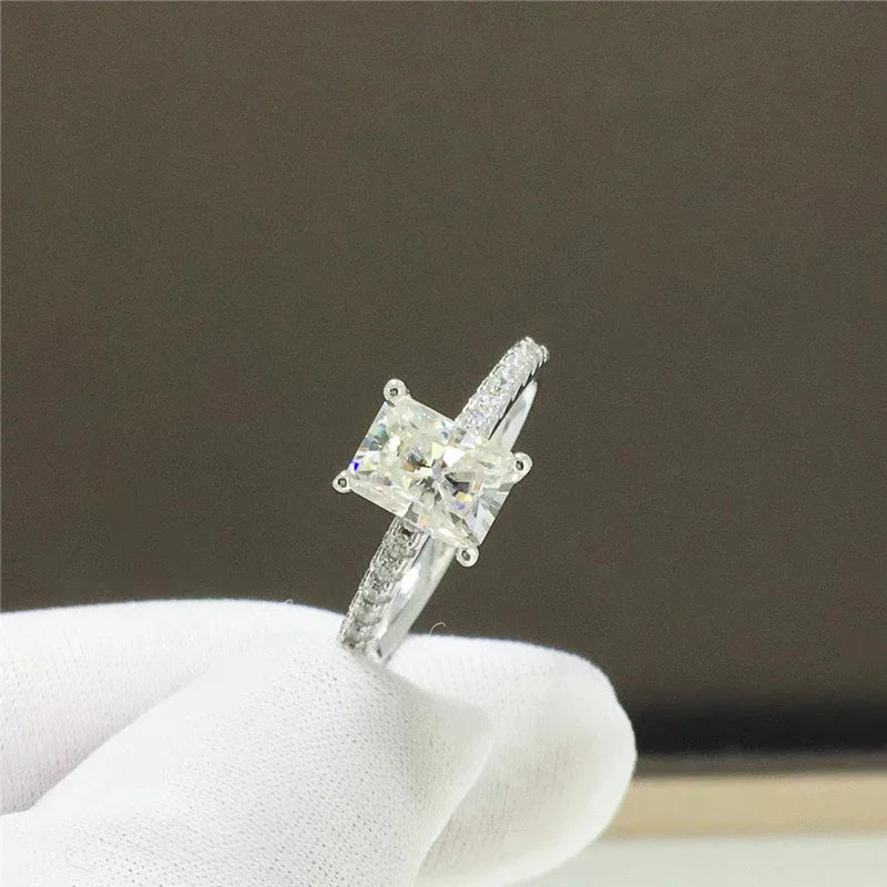 Full moissanite luxury oval cut ring