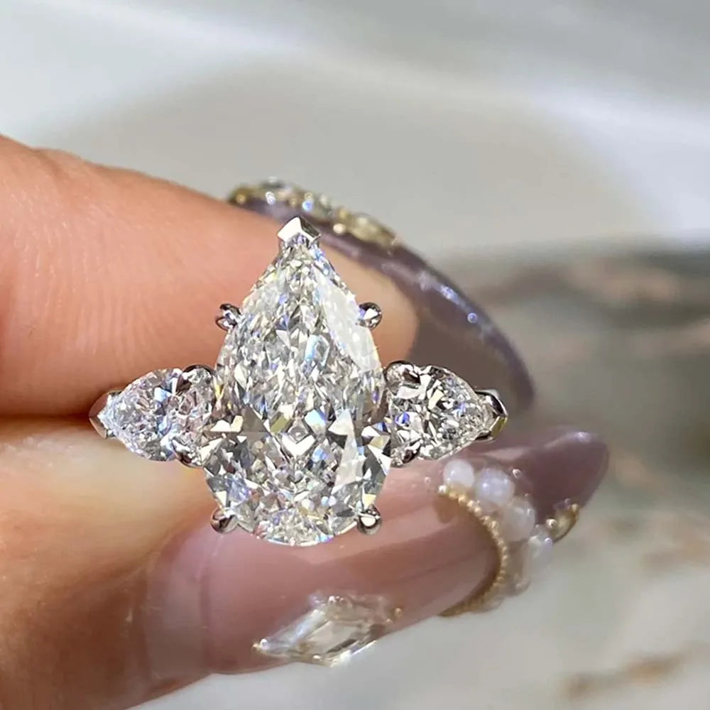 Pear cut miossanite ring